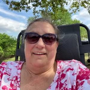 Meet your Posher, Bobbie